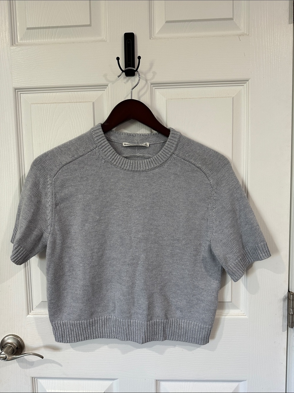 Abercrombie & Fitch Short Sleeve Crewneck Sweater - Light Gray
